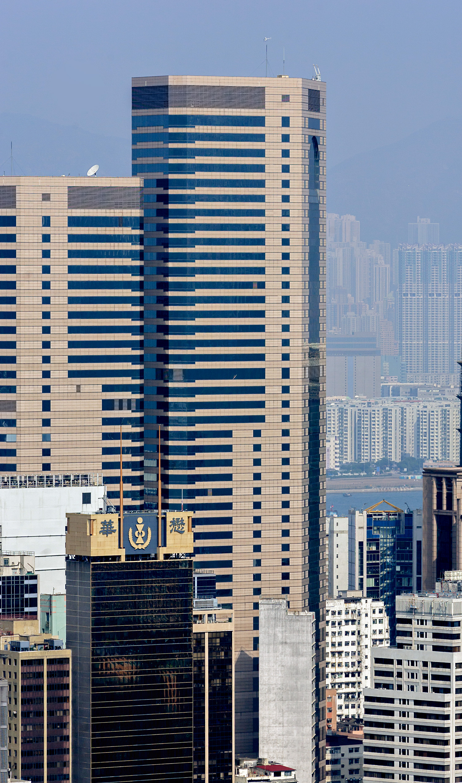 Times Square NatWest Tower, Hong Kong - View from Stubbs Road. © Mathias Beinling
